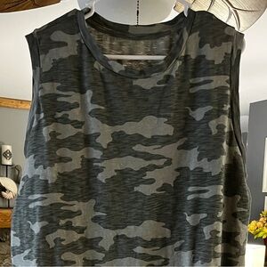 3x Universal Thread Gray Camouflage Maxi Dress
54”Bust x 48”Length.